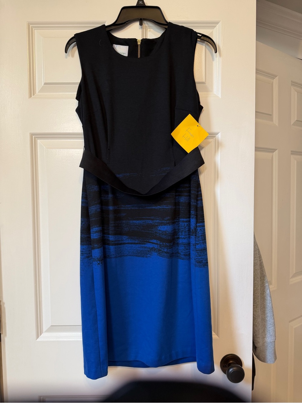 Donna Morgan Black and Royal Blue Sleeveless Midi Dress